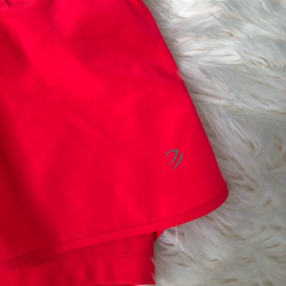 MPG running shorts - Picture 2 of 6